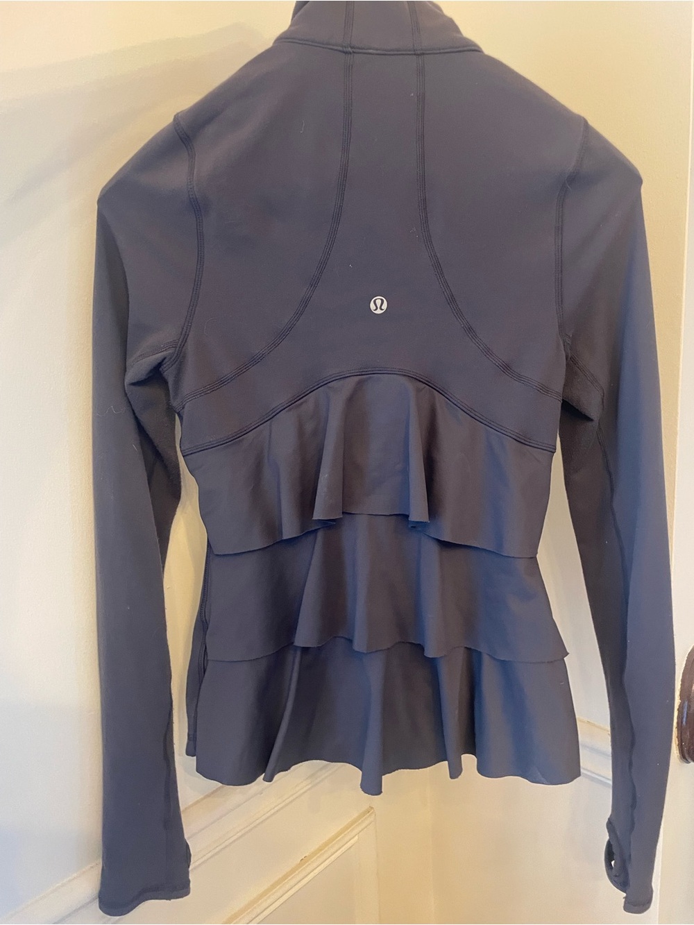 Lululemon Rare Ruffle Back Jacket Charcoal Size4/XS